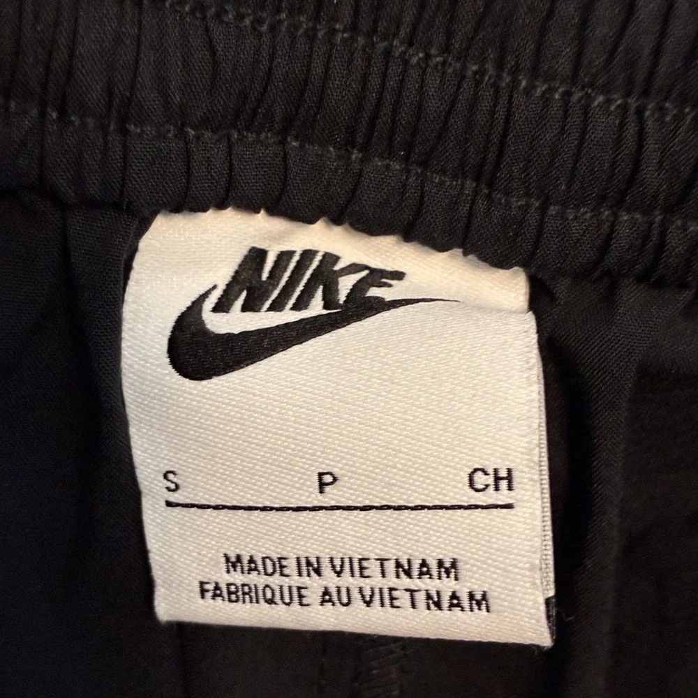 Nike Womens High Waisted Wide Leg Woven Pants S Gorpcore Streetwear Y2K Baggy